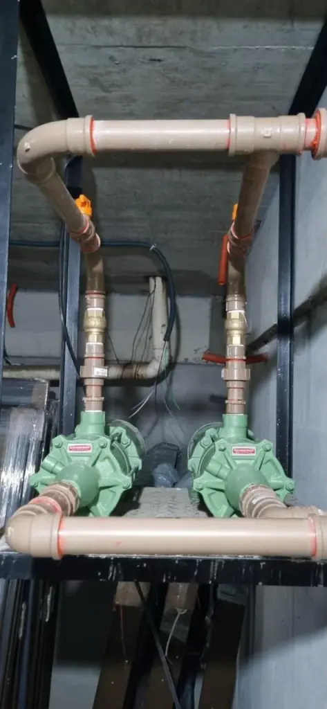 Interligação das motobombas às tubulações de sucção e recalque
